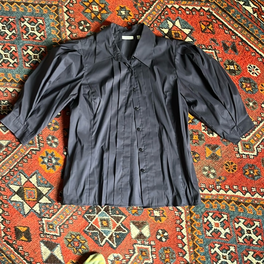 Size L Valette puff sleeve pleat front grey blouse